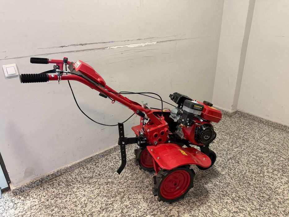 Мотофреза бензинова 5.2kW (7.0hp) 1200mm 2+1 ск.  RD-WT15