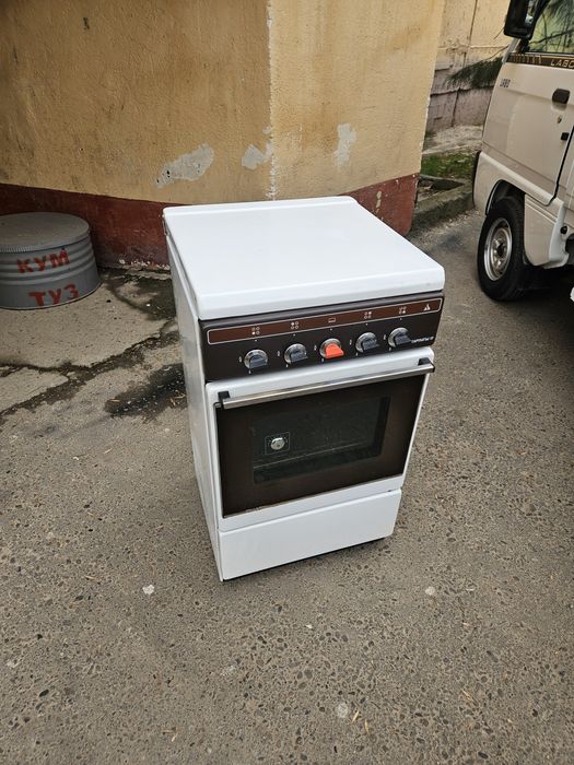 Продаётся газ плита карпати 17 рабочий