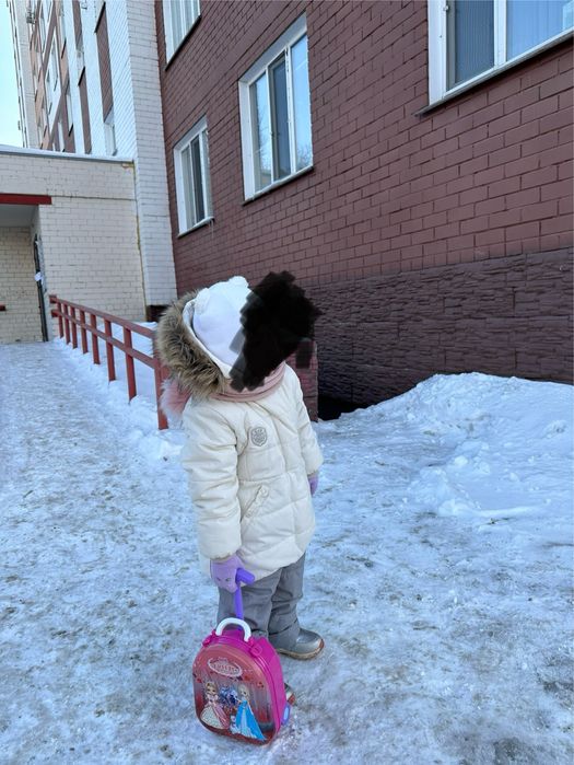 Зимний комбинезон для девочки