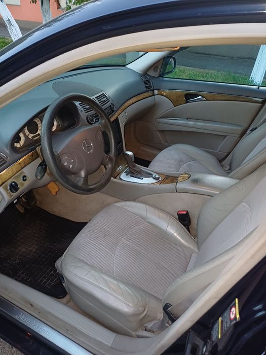 Mercedes E220 w211 PRET FIX!!!