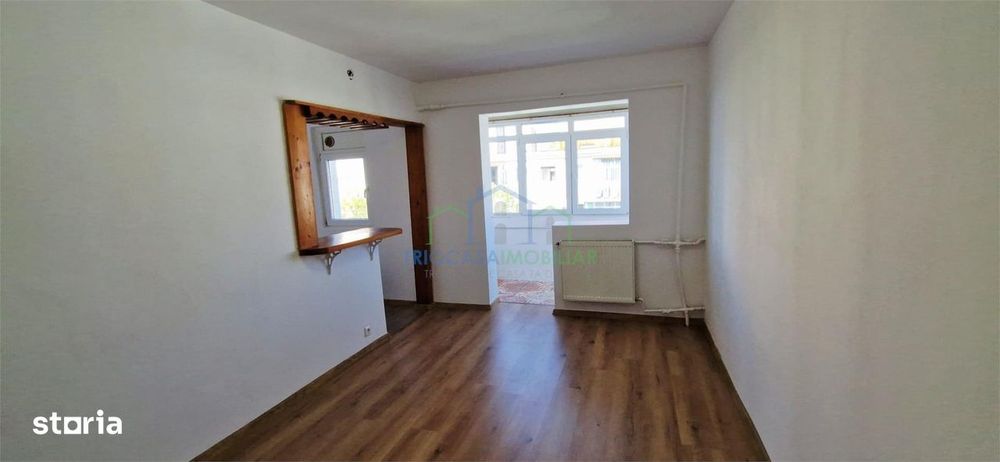 APARTAMENT 3 CAMERE Craiovita, zona Orizont