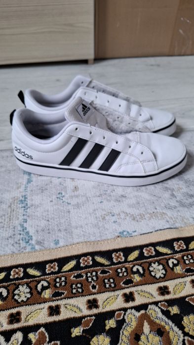 Кроссы adidas оригинал