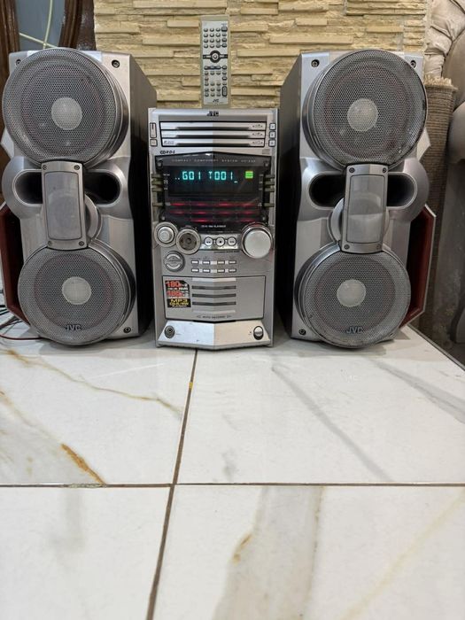 Продава се JVC-Z3R