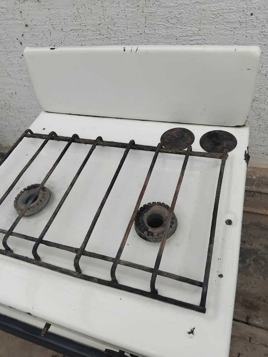 Газовые плиты б/y и баллоны
