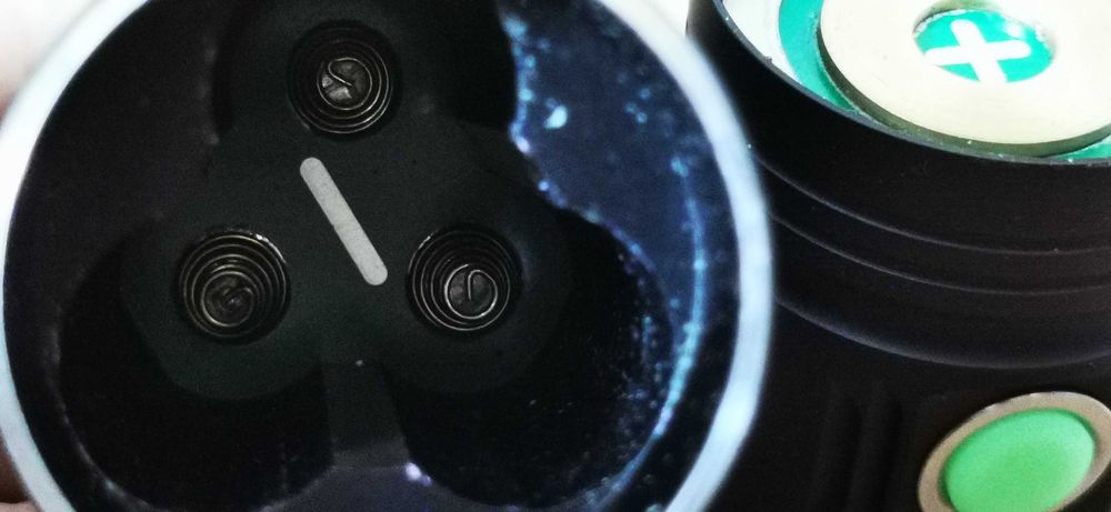 Lanterna Shuolide SLD-1300C  Led XHP70  (35w) 3500 lm usb bicicleta