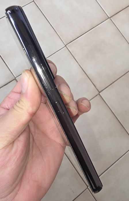 Galaxy S22 5G/8/256GB Отличен