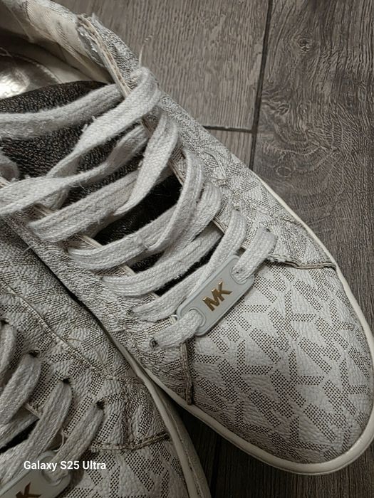 Lot Adidași Michael Kors purtați dar in stare bună mărimea 37
