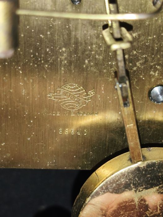 Ceas de șemineu mecanic