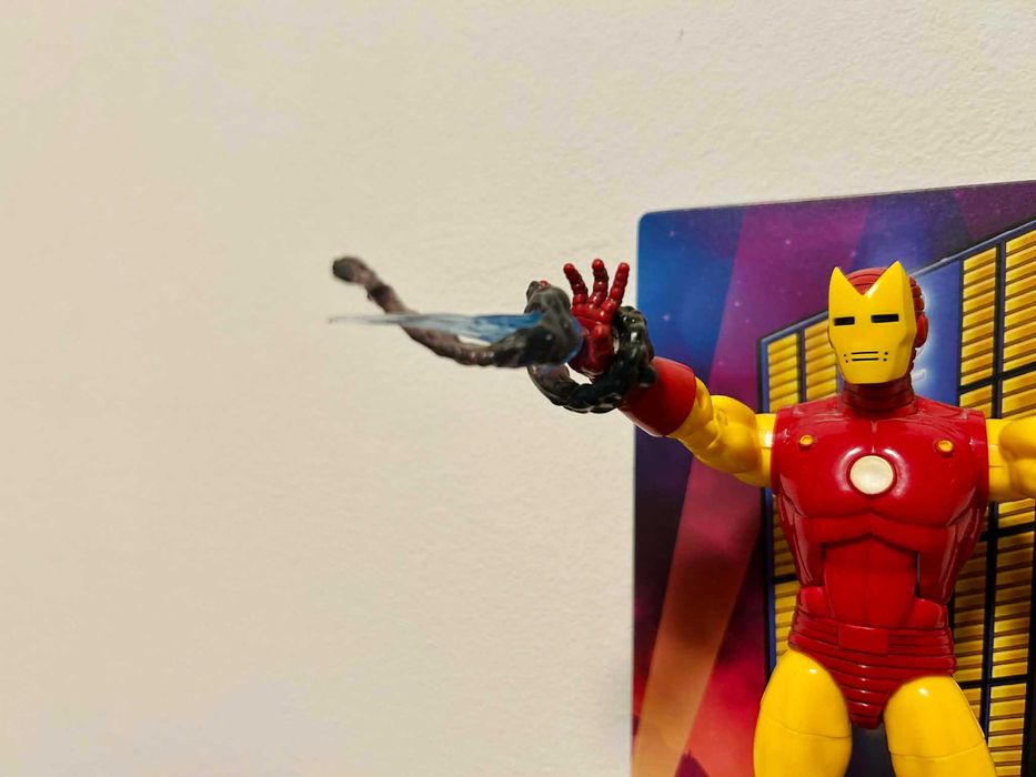 Екшън фигура Iron Man (Marvel Legends 20th Anniversary Series)