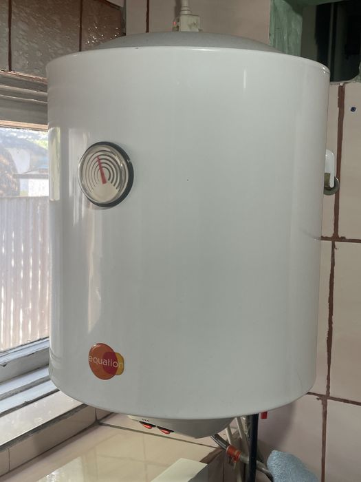 Продам электрический водонагреватель (бойлер) Equalion.