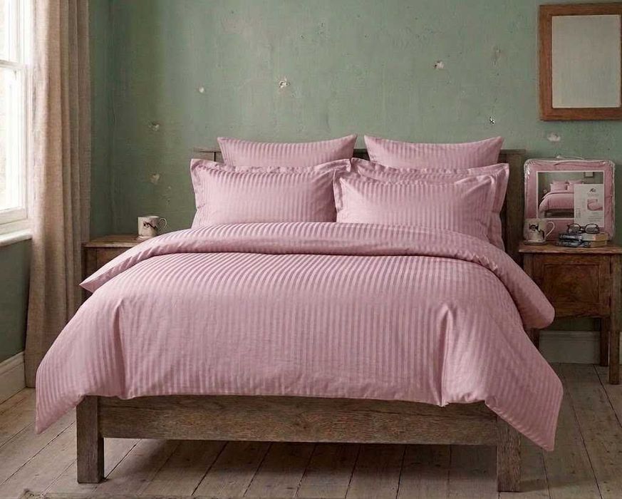 Lenjerie de pat damasc gros cu elastic, Super Elegant Pucioasa, 4 piese, Roz Pudrat