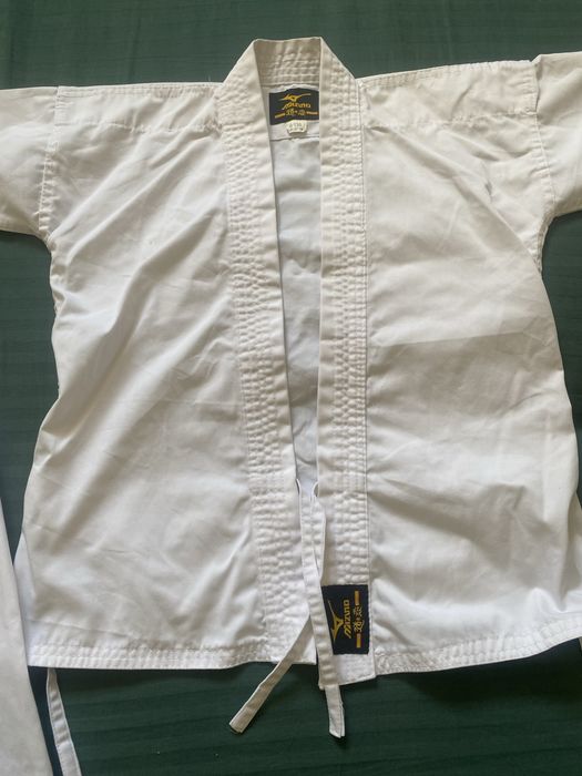 Продам кимано 130р и 140р