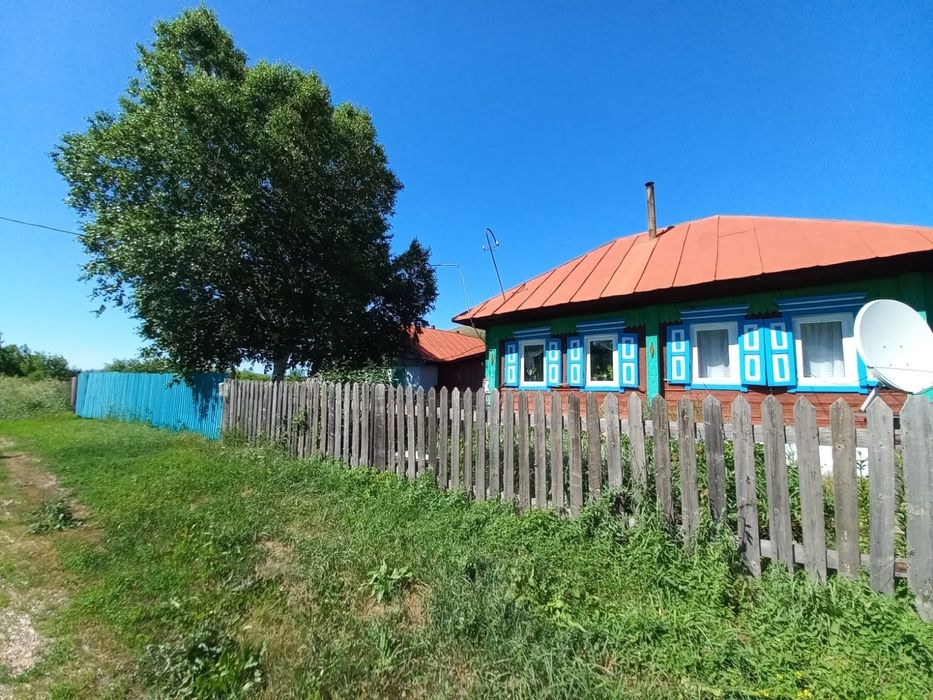 Продам дом в с. Быструха