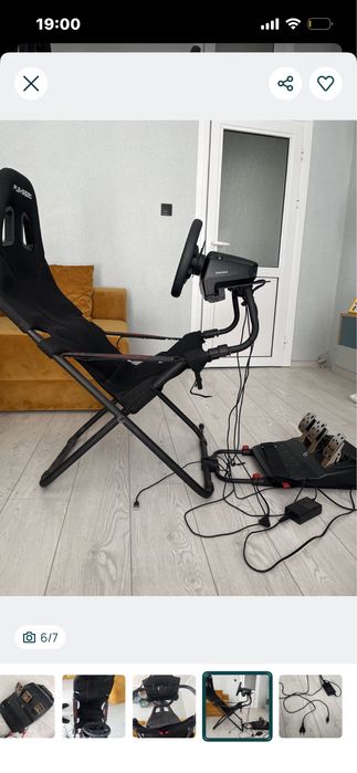 Продавам стойка за волан и педали на Playseat Challenge
