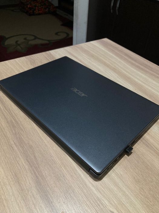 Ноутбук Aser Aspire 3