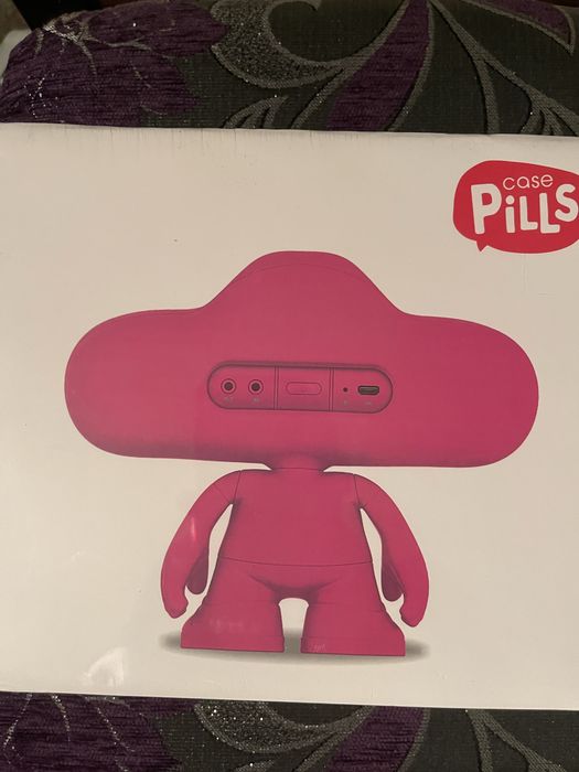 beats by dre слушалки и поставка за тонколона