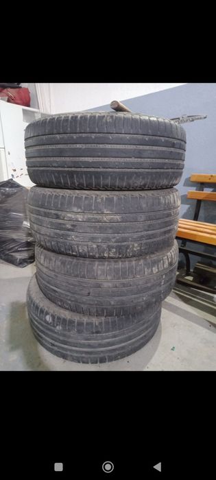 Продам покрышки R 18