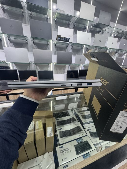 Acer Aspire 3 15.6" FHD IPS Amd Ryzen 5 7430U DDR4 16GB SSD 512GB  B/U