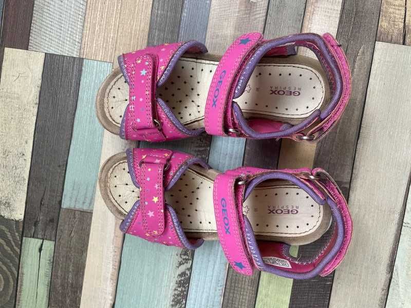 Sandale roz Geox Respira Roxanne marime 30