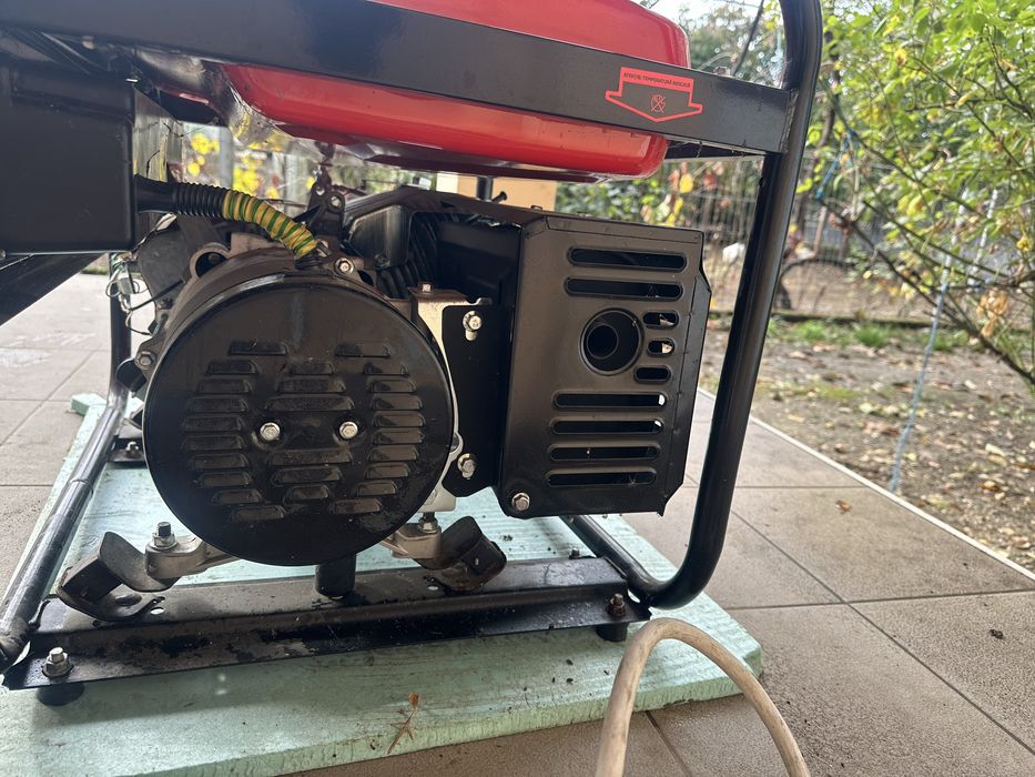 Generator blade
