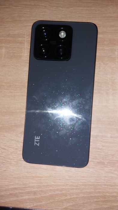 Vând ZTE blade a55