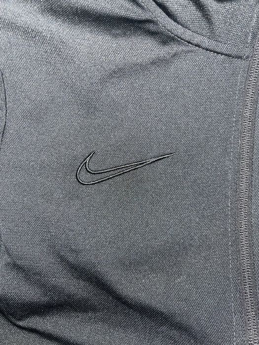 Nike Academy Strike Dri Fit