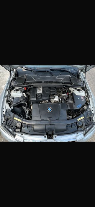 BMW 320i Cabrio (E93) – 2007 – Cutie automată – 157.000 km