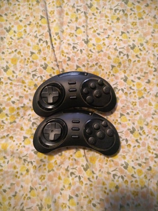 Vând Consolă Sega mega drive flashback (Atgames)