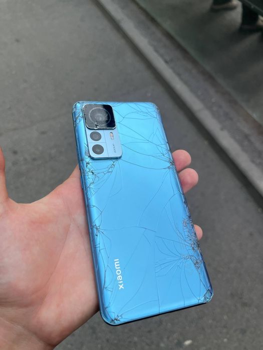 Продаю Xiaomi 12t pro