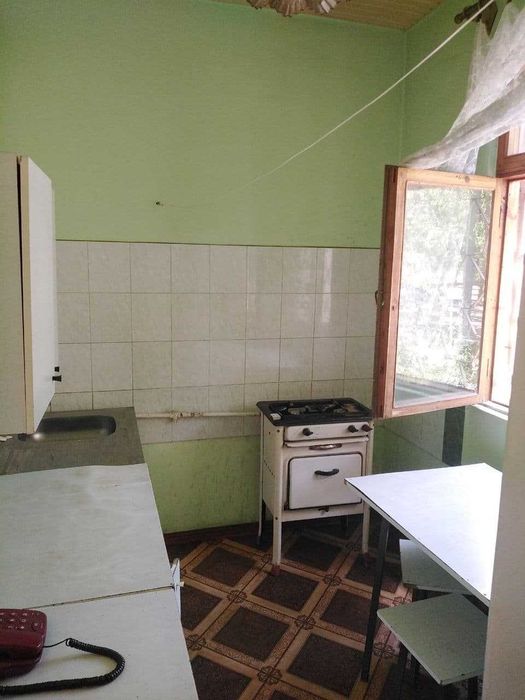 Продаётся 2/1/4 Авиасозлар-3 напротив Яшнобод тойхона