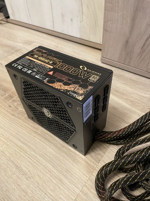 Захранване Raidmax 1000w