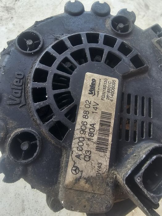 Alternator A0009068802 Mercedes Sprinter 2.2 cdi euro 5 / Mercedes Vito 113 cdi 2.2 euro 5