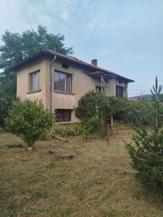 Продава се Къща в Радомир - 110 кв.м за 773 €/кв.м - Снимка #2