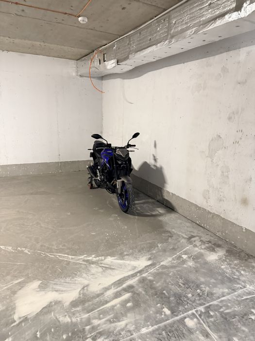 Motocicleta Yamaha MT03