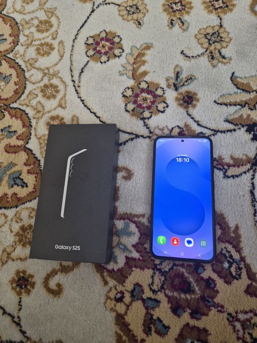 Продается телефон