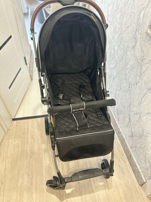 Продам коляску прогулочную