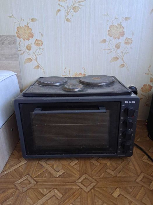 Продавам малка готварска печка