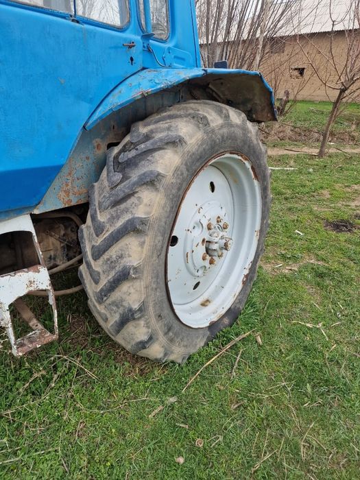 Трактор МТЗ 80 Беларусь