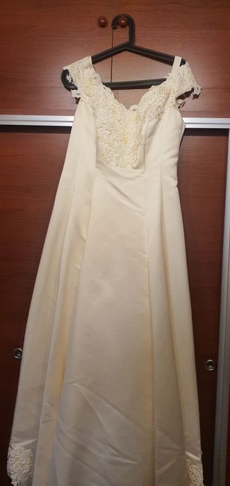 Rochie mireasa frumoasa