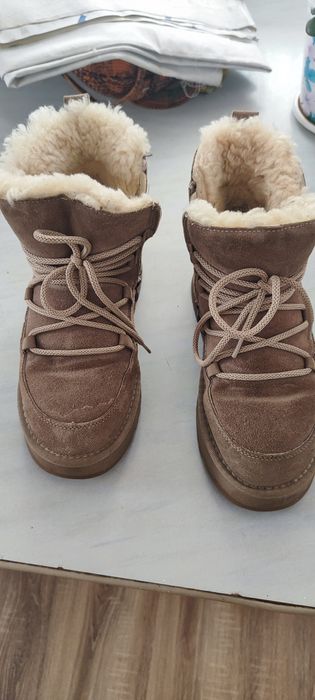 Продам угги зимние, размер 37. В хорошем состоянии