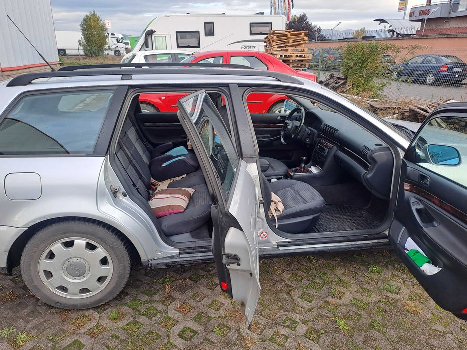 Audi A4 1.8 125 Комби