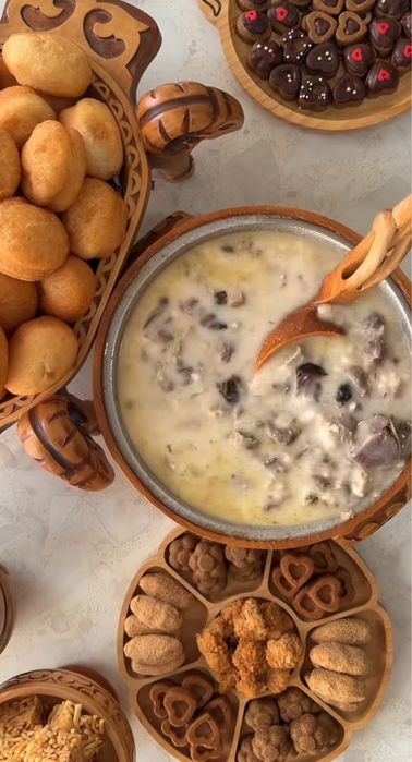 Наурыз коже сүрлен жылқы етімен