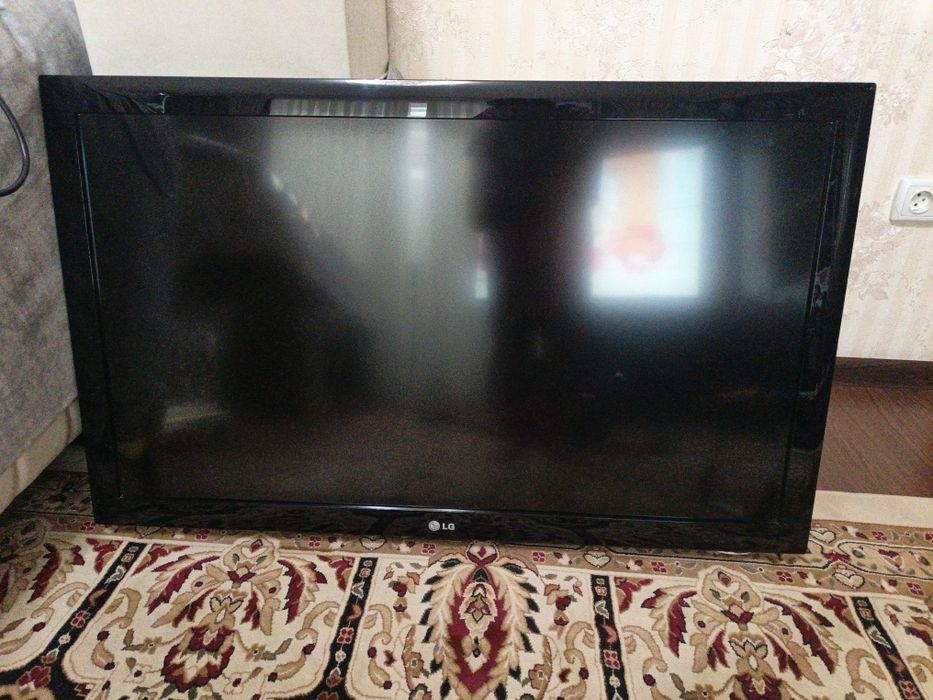 Тв LG использованый