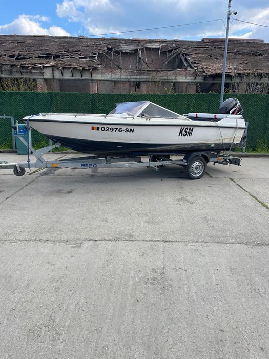 Barca cu motor  acte valabile