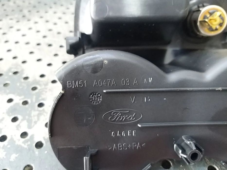 Scrumiera priza ford focus 3 bm51a047a