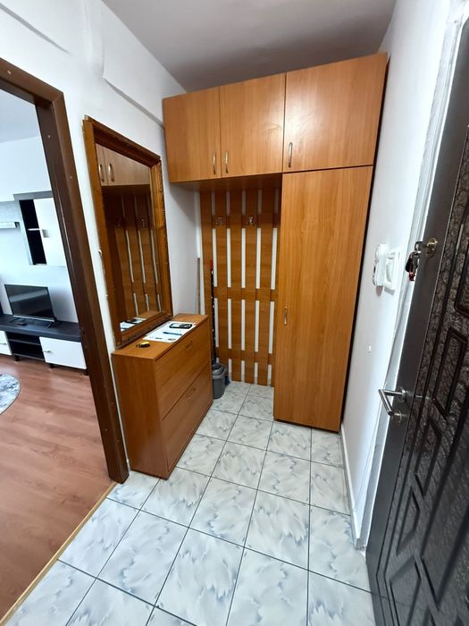 Ofer spre inchiriere garsoniera 32mp