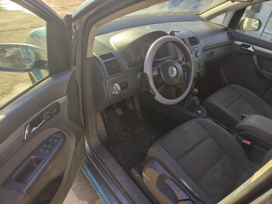 Volkswagen Touran 2.0TDI 140k. BMM НА ЧАСТИ