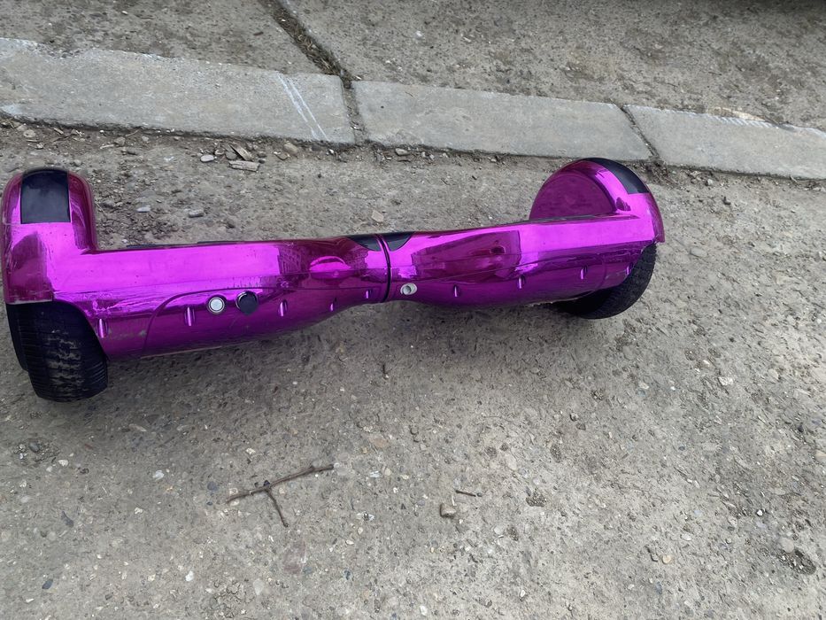 Vând  hoverboard de fete