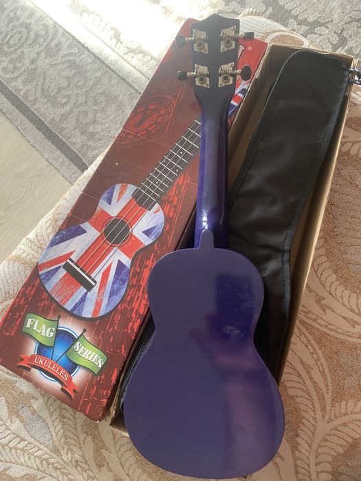 Продам укулеле