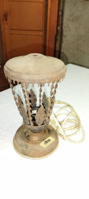 Стара нощна лампа